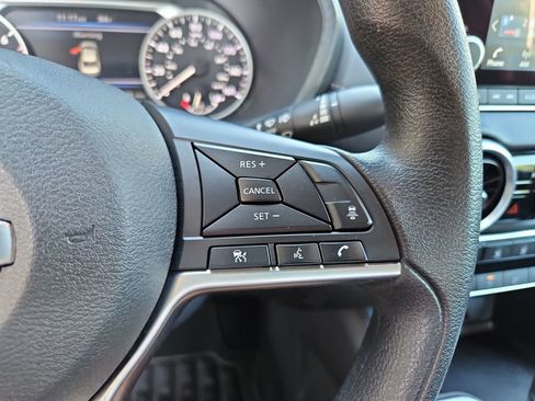 Used 2023 Nissan Sentra SV image 12