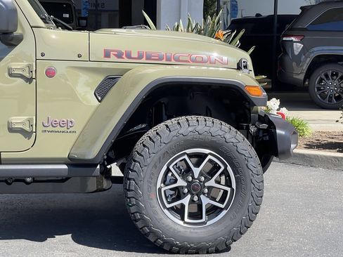 New 2026 Jeep Wrangler Unlimited Rubicon AWD/4WD image 6