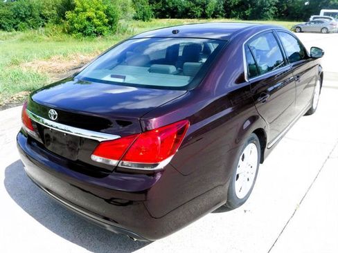 Used 2011 Toyota Avalon FWD image 6