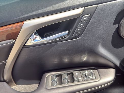 Used 2018 Lexus RX 450h AWD w/ Premium Package image 12