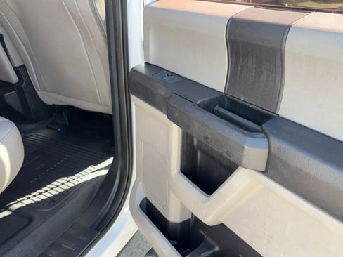 Used 2019 Ford F250 XL w/ Power Equipment Group image 14