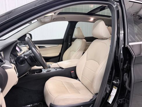 Used 2019 INFINITI QX50 Luxe w/ Navigation Package AWD/4WD image 13