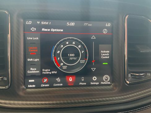 Used 2022 Dodge Challenger SRT Hellcat RWD image 15