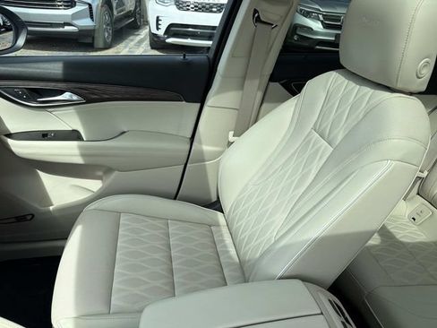 Used 2023 Buick Envision Avenir FWD image 21