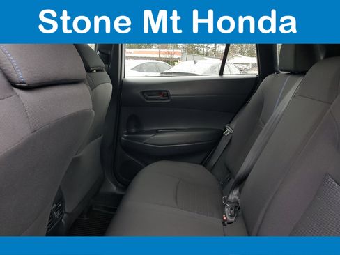 Used 2024 Toyota Corolla Cross SE image 11