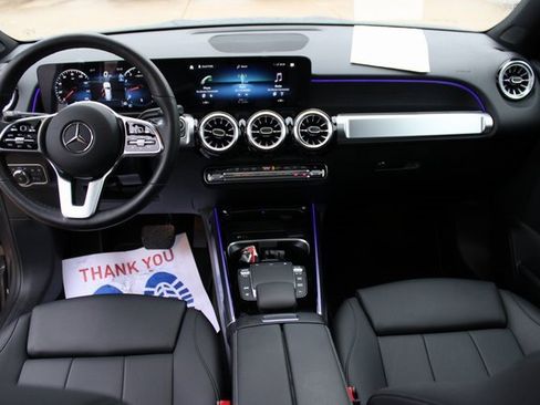Used 2023 Mercedes-Benz GLB 250 4MATIC image 35