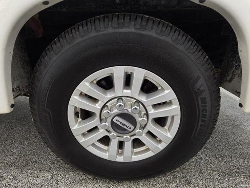 Used 2019 Ford F250 XL w/ STX Appearance Package RWD image 27