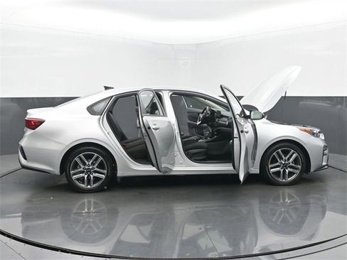 Used 2019 Kia Forte S image 57