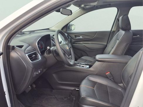 Used 2023 Chevrolet Equinox Premier image 22