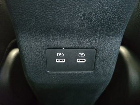 New 2026 Nissan Kicks SR image 26