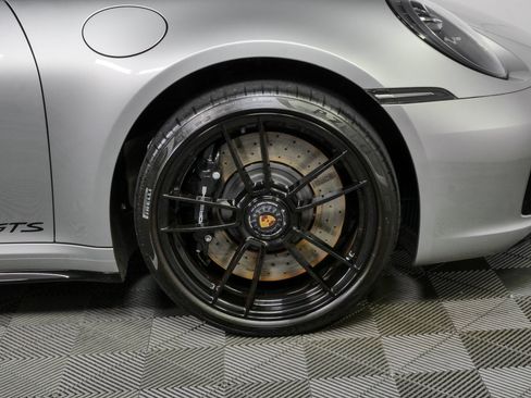 Certified 2024 Porsche 911 Targa 4 GTS w/ Premium Package AWD/4WD image 41