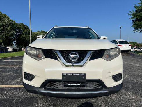 Used 2016 Nissan Rogue SV w/ SV Premium Package AWD/4WD image 9