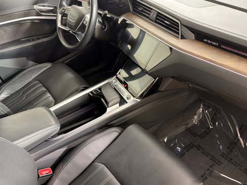 Used 2020 Audi Q5 2.0T Premium Plus w/ Premium Plus Package AWD/4WD image 15
