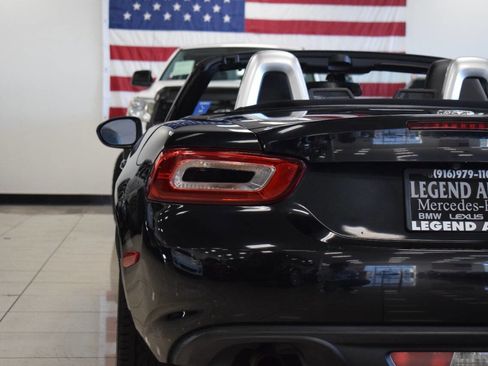 Used 2017 FIAT 124 Spider Lusso image 23