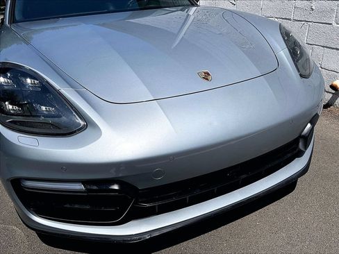 Used 2019 Porsche Panamera GTS AWD/4WD image 32
