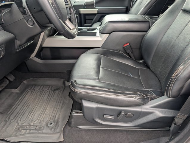Used 2021 Ford F250 Lariat w/ Lariat Ultimate Package AWD/4WD image 14