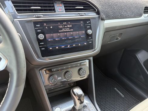 Used 2024 Volkswagen Tiguan S FWD image 19