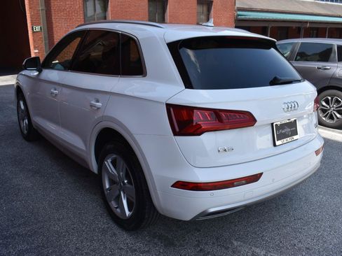 Used 2018 Audi Q5 2.0T Premium Plus w/ Premium Plus Package AWD/4WD image 5