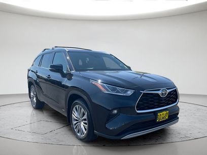 Used 2022 Toyota Highlander Platinum