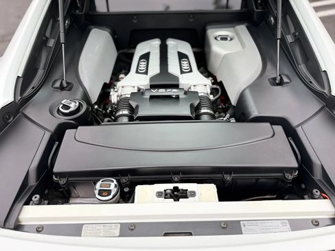 Used 2012 Audi R8 V8 AWD/4WD image 18