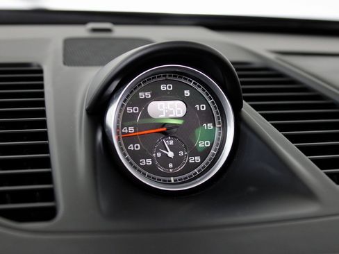 Used 2016 Porsche 911 Turbo image 25