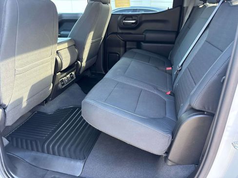 Used 2019 Chevrolet Silverado 1500 LT w/ Convenience Package AWD/4WD image 12