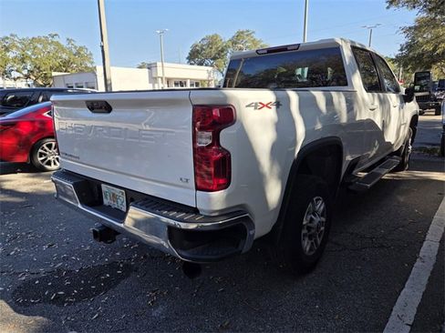 Used 2025 Chevrolet Silverado 2500 LT w/ Convenience Package image 3