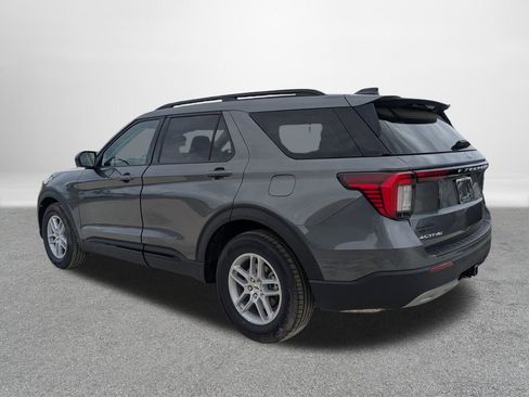 New 2026 Ford Explorer Active w/ Active Comfort Package image 5