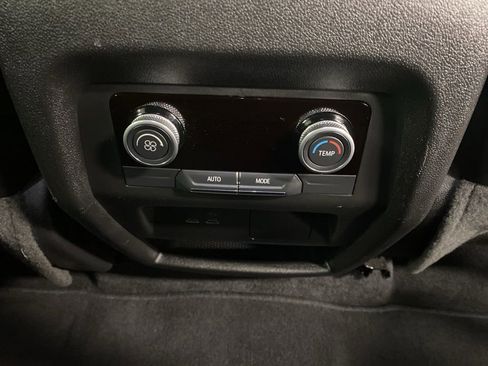 Certified 2025 Buick Enclave Sport Touring image 16