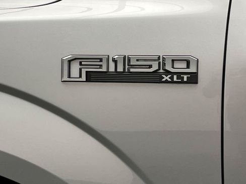Used 2018 Ford F150 XLT w/ Equipment Group 302A Luxury AWD/4WD image 34
