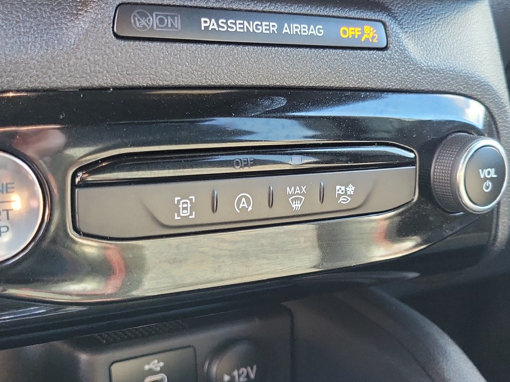 Used 2024 Ford Escape ST-Line w/ Tech Pack #1 AWD/4WD image 29