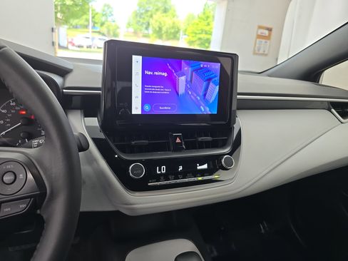 Used 2024 Toyota Corolla SE FWD image 19