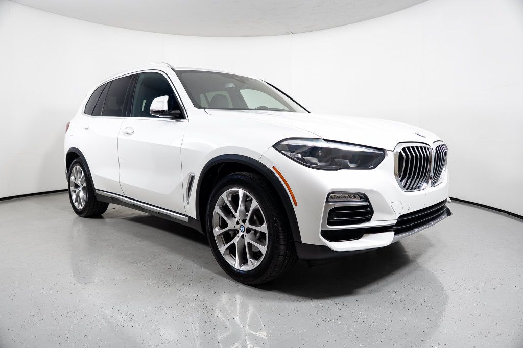 Used 2020 BMW X5 xDrive40i w/ Convenience Package AWD/4WD image 2