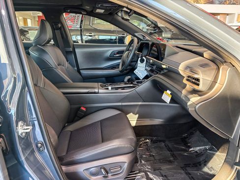 New 2026 Toyota Crown Nightshade image 18