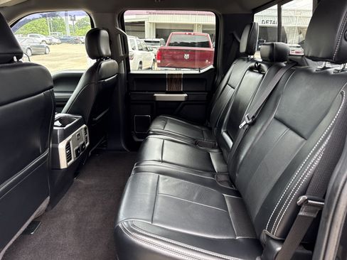 Used 2019 Ford F150 Lariat RWD image 14