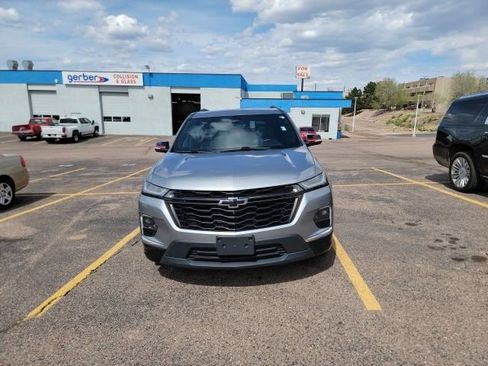Used 2023 Chevrolet Traverse Premier w/ Redline Edition image 2