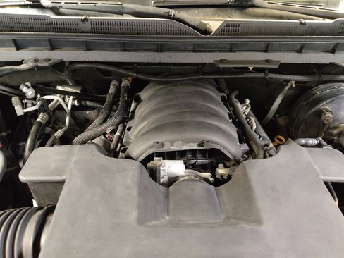 Used 2019 Chevrolet Silverado 1500 LT image 30