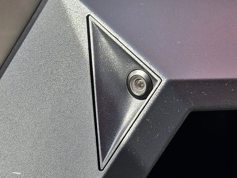 Used 2024 Tesla Cybertruck AWD Crew Cab image 25