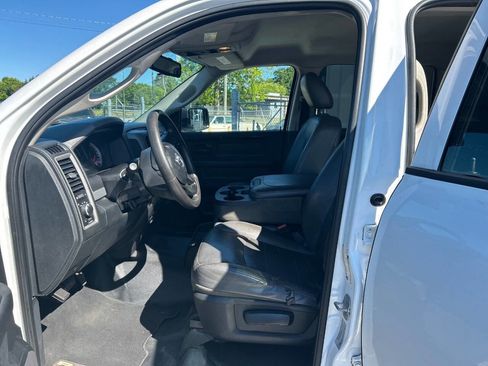 Used 2016 RAM 2500 Tradesman w/ Popular Equipment Group AWD/4WD image 9