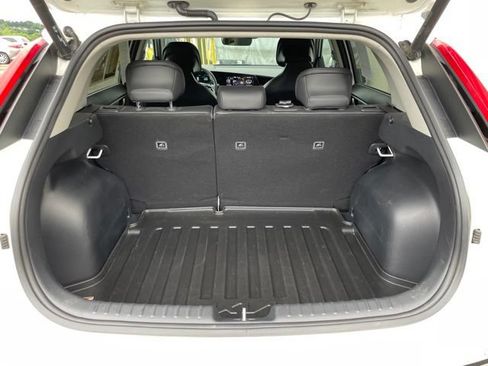 Used 2023 Kia Niro FWD image 36