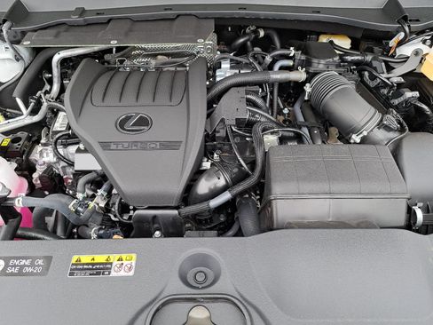 Used 2026 Lexus TX 500h AWD w/ Technology Package image 34