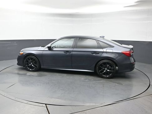 Certified 2024 Honda Civic Sport image 3