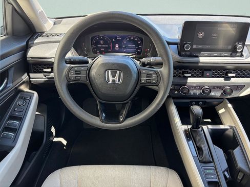 Used 2024 Honda Accord EX image 28