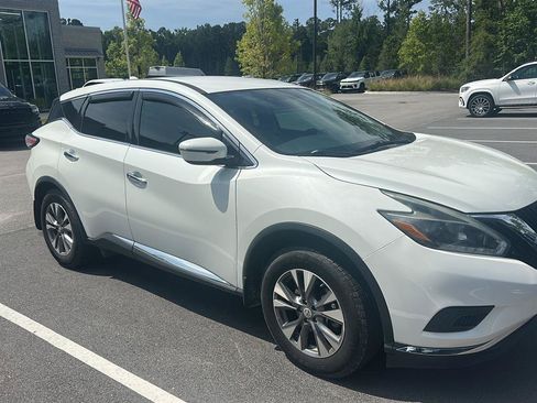 Used 2018 Nissan Murano S w/ Cargo Package FWD image 17