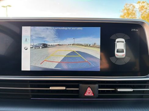 Used 2025 Hyundai Ioniq 6 SEL image 17