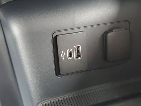 New 2026 Ford Explorer Active w/ Active Comfort Package image 19