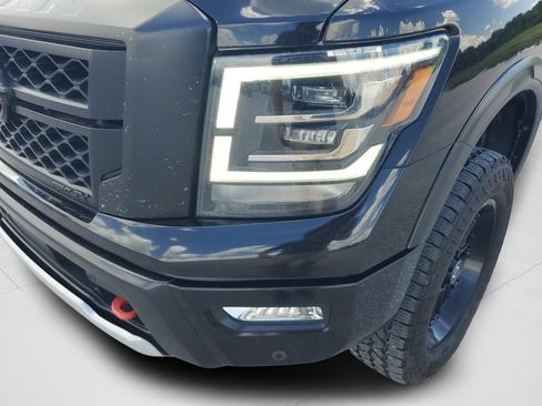 Used 2021 Nissan Titan PRO-4X w/ Pro-4x Convenience Package AWD/4WD image 26