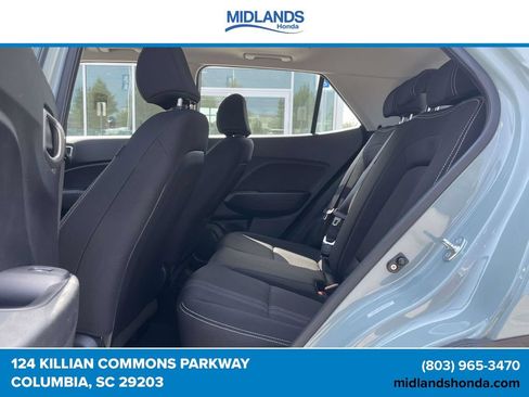 Used 2025 Hyundai Venue SEL FWD image 9