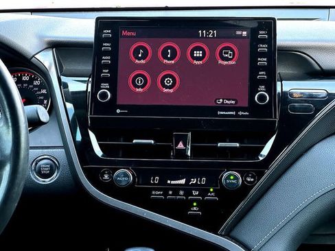 Used 2022 Toyota Camry XSE FWD image 29