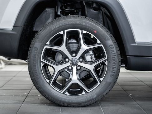 New 2026 Jeep Compass Limited w/ Sun, Sound & Navigation Group image 18